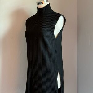 Zara Sleeveless Turtleneck Size S